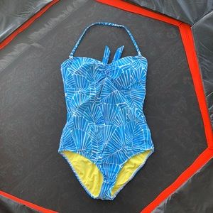 Vineyard vines one-piece swimsuit